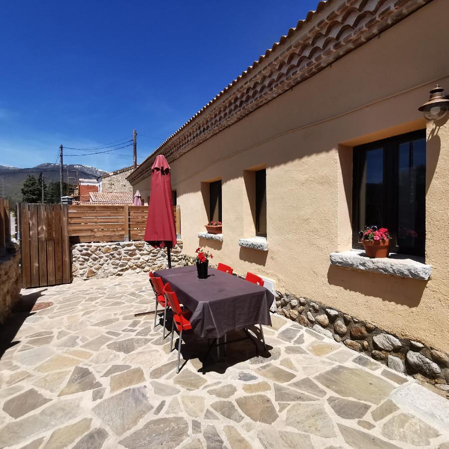 Casitas Pinilla Del Valle Buitenkant foto